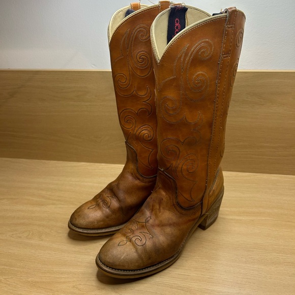 Dingo Cowgirl Boots Womans Size 6.5 M Made In USA Tall Brown Western Style 7607 - Picture 2 of 10